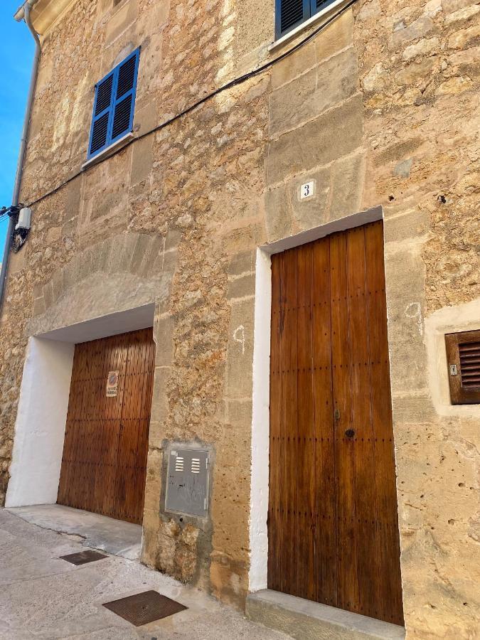 Casa Nuria, En El Centro, Al Lado De La Escalinata Del Calvario Para 6 Personas Pollenca Exterior photo